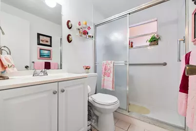 8390 Lagos De Campo Boulevard, Tamarac, FL 33321 - Photo 15