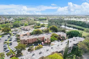 8390 Lagos De Campo Blvd, Tamarac, FL 33321 - Photo 29