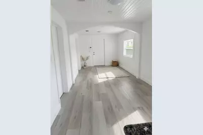 1527 NW 63rd Street, Miami, FL 33147 - Photo 23