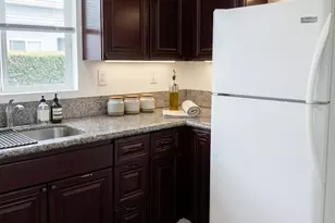 1527 NW 63rd St, Miami, FL 33147 - Photo 25