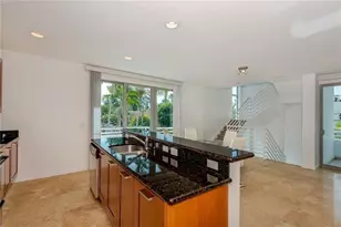 561 NE 15th Ave, Fort Lauderdale, FL 33301 - Photo 3