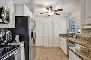 905 SE 12th Ct, Fort Lauderdale, FL 33316 - Photo 11