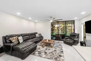 5294 10th Fairway Dr, Delray Beach, FL 33484 - Photo 11