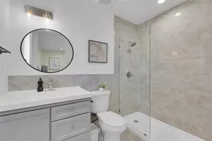 640 NE 17th Way, Fort Lauderdale, FL 33304 - Photo 21