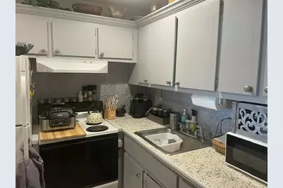 620 W Horizons W #207, Boynton Beach, FL 33435 - Photo 3