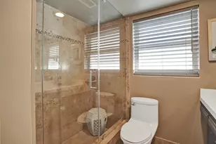 2430 SE 17th St, Fort Lauderdale, FL 33316 - Photo 29