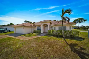 1798 SW Buttercup Ave, Port Saint Lucie, FL 34953 - Photo 5