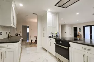 1568 Point Way, North Palm Beach, FL 33408 - Photo 11