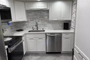 7233 Ashmont Cir, Tamarac, FL 33321 - Photo 3