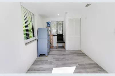 6820 NE 5th Avenue, Miami, FL 33138 - Photo 25