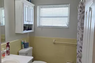 6808 NW 70th St, Tamarac, FL 33321 - Photo 9