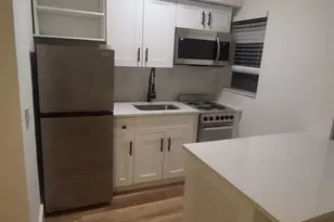 4609 Bougainvilla Dr, Fort Lauderdale, FL 33308 - Photo 3