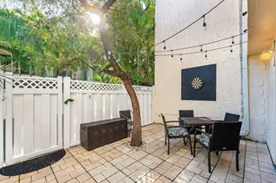 236 SE 10th Ave, Pompano Beach, FL 33060 - Photo 25