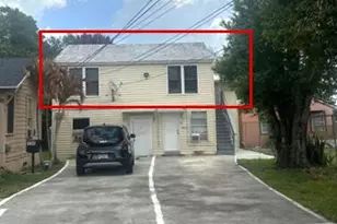136 N 15th St, Fort Pierce, FL 34950 - Photo 1