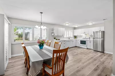 1673 SE Lyngate Drive, Port Saint Lucie, FL 34952 - Photo 7