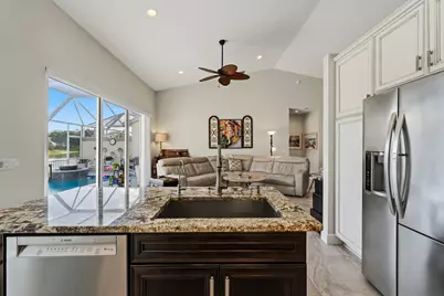 7408 Rockbridge Circle, Lake Worth, FL 33467 - Photo 19