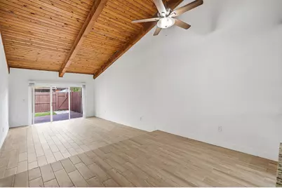 10121 Acorn Lane #10121, Pembroke Pines, FL 33026 - Photo 11