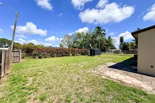 6511 SW 15th Ct, North Lauderdale, FL 33068 - Photo 11