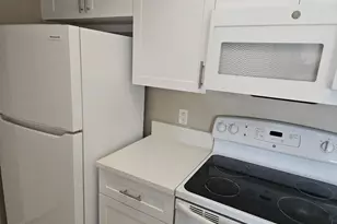 5011 Wiles Rd, Coconut Creek, FL 33073 - Photo 9