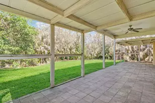 533 NW Avon Ave, Port Saint Lucie, FL 34983 - Photo 15