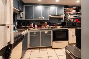 9450 Poinciana Pl, Davie, FL 33324 - Photo 11