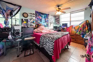 9450 Poinciana Pl, Davie, FL 33324 - Photo 15