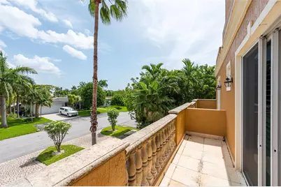 2614 NE 11th Court, Fort Lauderdale, FL 33304 - Photo 15