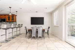 2614 NE 11th Ct, Fort Lauderdale, FL 33304 - Photo 7