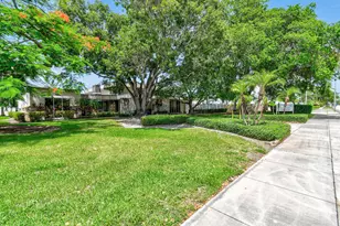 807 5th St, Lake Park, FL 33403 - Photo 43