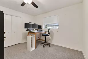 807 5th St, Lake Park, FL 33403 - Photo 29