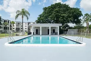 9233 SW 8th St, Boca Raton, FL 33428 - Photo 3