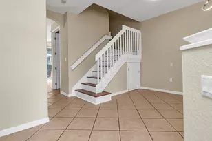 228 Lake Monterey Cir, Boynton Beach, FL 33426 - Photo 5