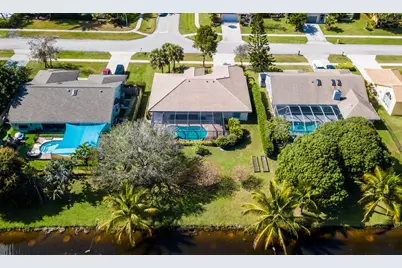 1935 Primrose Lane, Wellington, FL 33414 - Photo 39