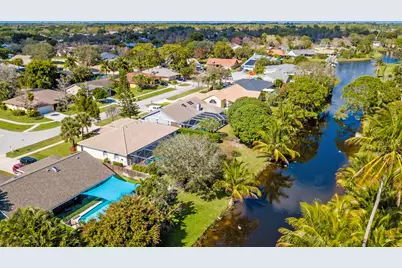 1935 Primrose Lane, Wellington, FL 33414 - Photo 41