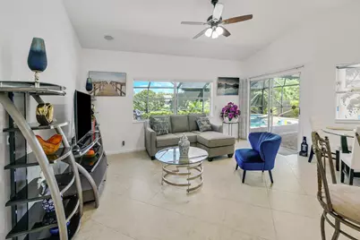 1935 Primrose Lane, Wellington, FL 33414 - Photo 19