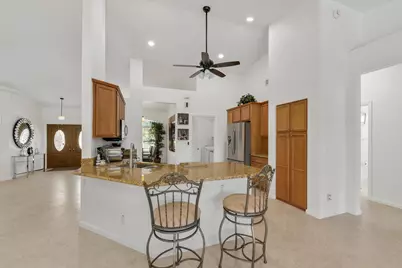 1935 Primrose Lane, Wellington, FL 33414 - Photo 9