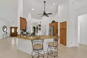 1935 Primrose Ln, Wellington, FL 33414 - Photo 9