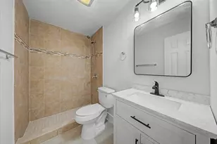 7781 NW 46th St, Lauderhill, FL 33351 - Photo 23