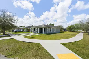 20402 SW 119th Ave, Miami, FL 33177 - Photo 3