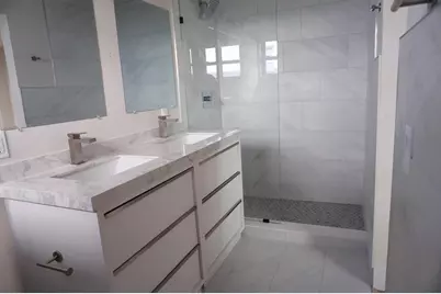 1498 NE 38th Street, Oakland Park, FL 33334 - Photo 11