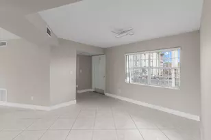 4141 NW 44th Ave, Lauderdale Lakes, FL 33319 - Photo 17