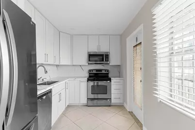 4141 NW 44th Avenue #224, Lauderdale Lakes, FL 33319 - Photo 11