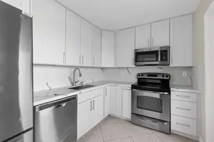 4141 NW 44th Ave, Lauderdale Lakes, FL 33319 - Photo 7