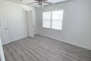 700 57th St, West Palm Beach, FL 33407 - Photo 9