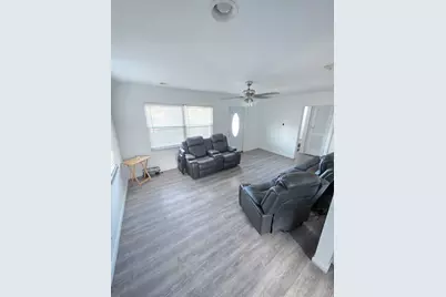 700 57th Street, West Palm Beach, FL 33407 - Photo 3