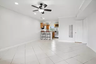 924 SE 2nd St, Fort Lauderdale, FL 33301 - Photo 1