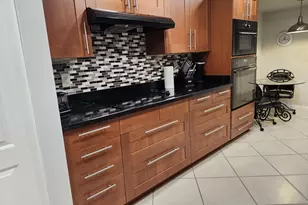 450 Egret Cir, Delray Beach, FL 33444 - Photo 1