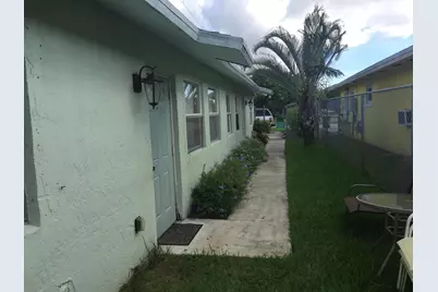 189 W 16th Street #B, Riviera Beach, FL 33404 - Photo 5