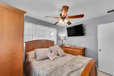 4631 NW 45th Court, Tamarac, FL 33319 - Photo 9