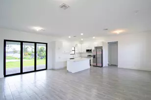 15633 Lakeland Cir, Port Charlotte, FL 33981 - Photo 5